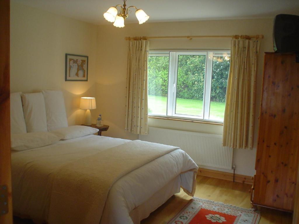 Forest Park House B&B Бойл Номер фото